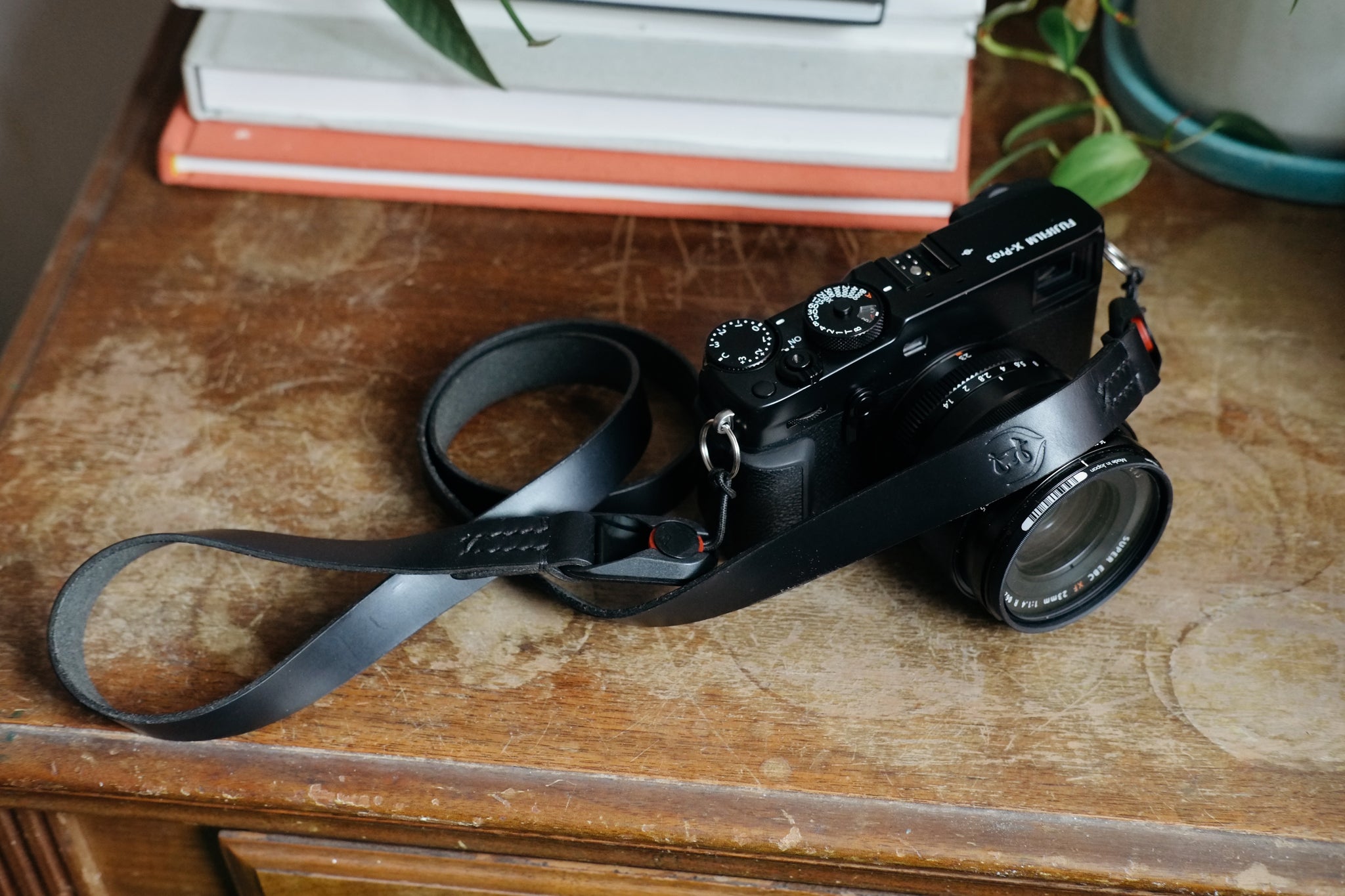 LEGACY classic wide x peak anchor camera strap