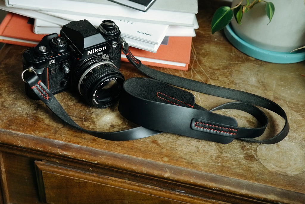 L E G A C Y classic wide camera strap - Nero