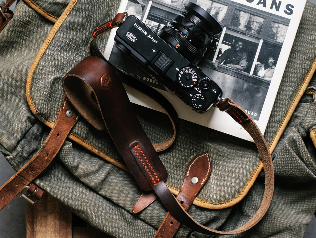 L E G A C Y classic wide camera strap - Nero Brown Horween