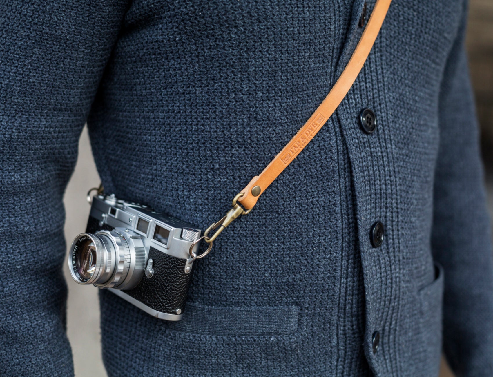 L E G A C Y quick release camera strap